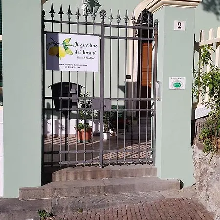 Il Giardino Dei Limoni & 게스트하우스 4*