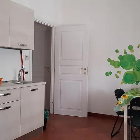 Il Giardino Dei Limoni Room&apartments Affittacamere 3*